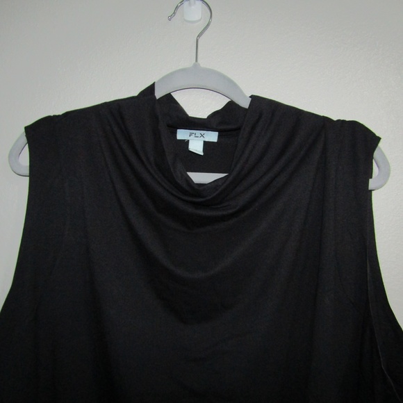 Plus Size FLX Mockneck Tank - Picture 2 of 4